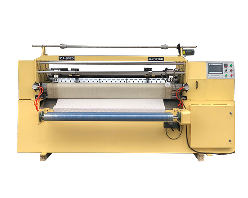 The production process and characteristics of the pleating machine